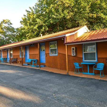 Lodge 5 - Downtown Location. Studio With Shared Hot Tub. Minutes To Arches N.P. 摩押 外观 照片