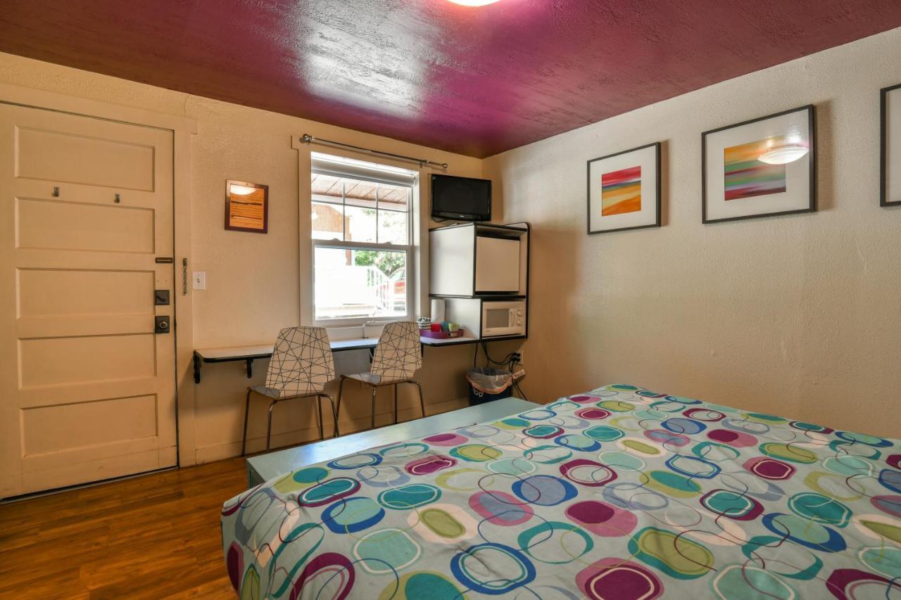 Lodge 5 - Downtown Location. Studio With Shared Hot Tub. Minutes To Arches N.P. 摩押 外观 照片